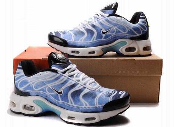 air max tn noir tn requin noir running course a pieds acheter.JPG